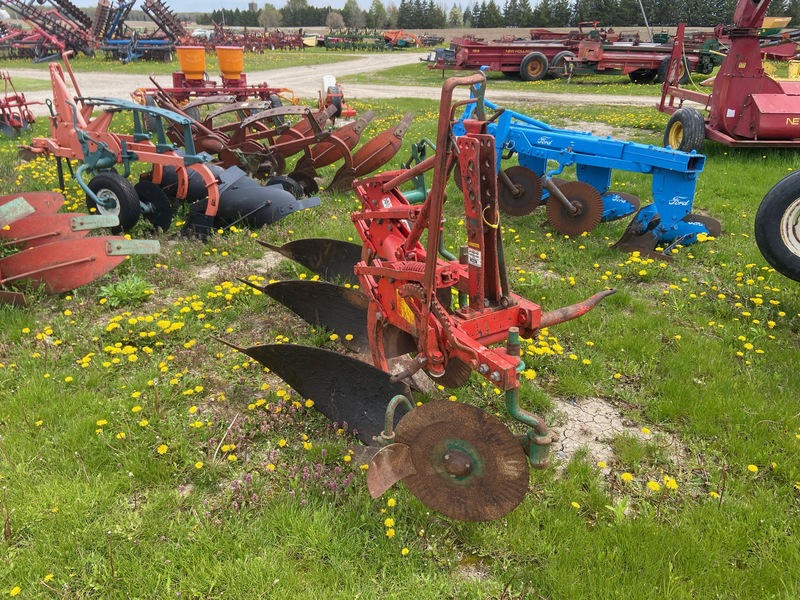 Tillage - Plows  Kverneland 3 Furrow Plow - 12" Photo