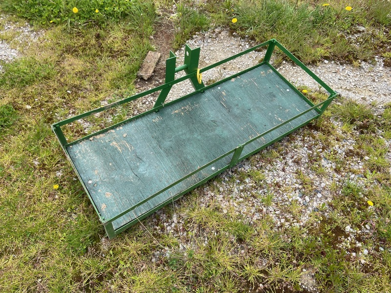 Miscellaneous  Weight Box Carrier - 3PT Photo