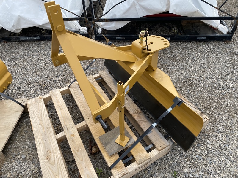 Rear angle blades for 3 point hitch 