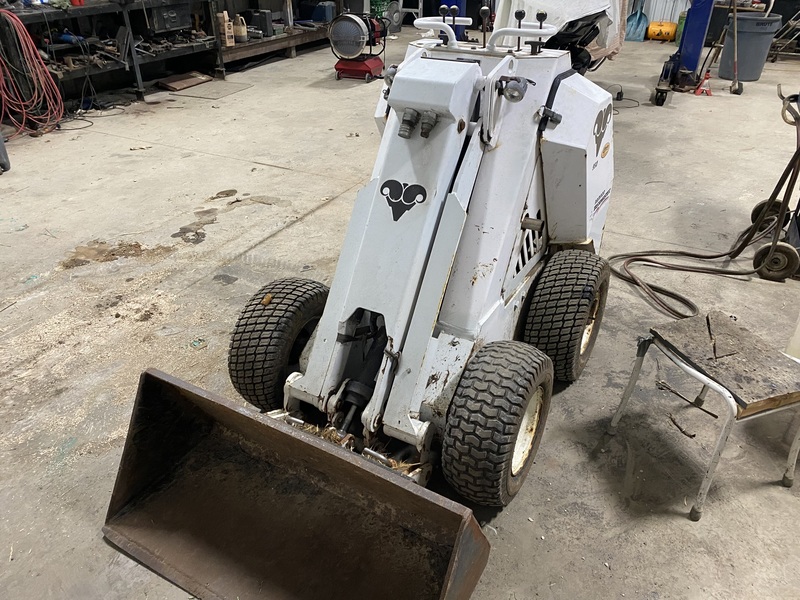 RamRod 950 Mini Skid Steer Loader 