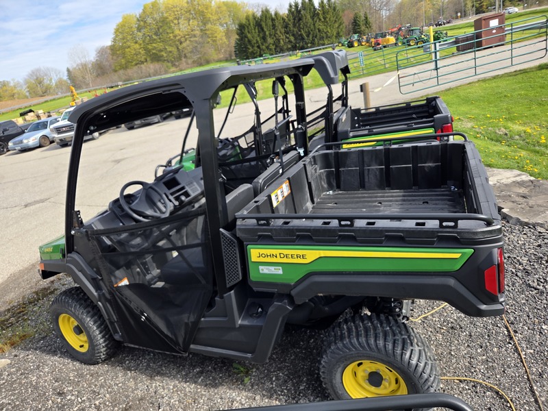 2026 John Deere XUV845M Gator Crossover Utility Vehicle