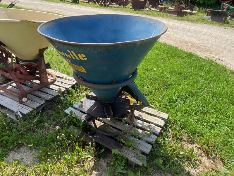 Chemical/Fertilizer Application  Bogballe Fertilizer Spreader - 3PT Photo
