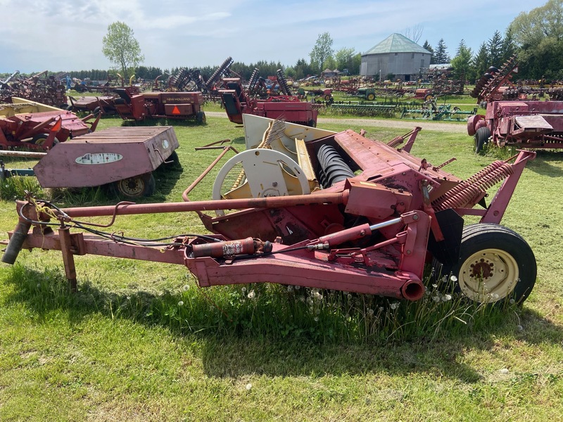 Hay/Forage/Livestock  New Holland 488 Haybine Photo