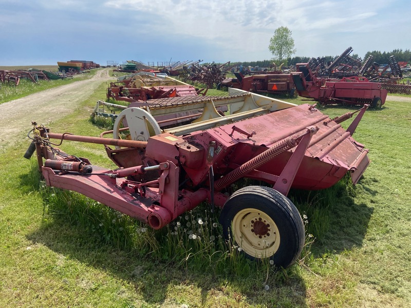 Hay/Forage/Livestock  New Holland 488 Haybine Photo