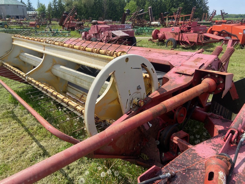 Hay/Forage/Livestock  New Holland 488 Haybine Photo