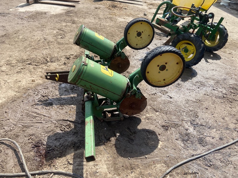 Planting  John Deere 71 Planter - 2 Row Photo