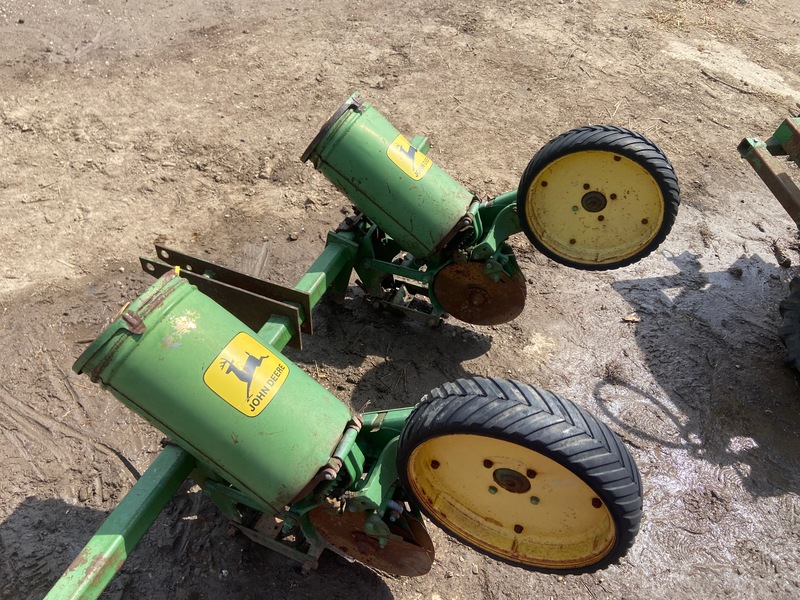 Planting  John Deere 71 Planter - 2 Row Photo