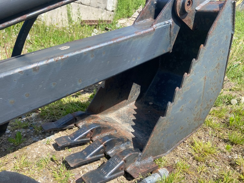 Attachments  Hydraulic Backhoe - Skid Steer Quick Attach Photo