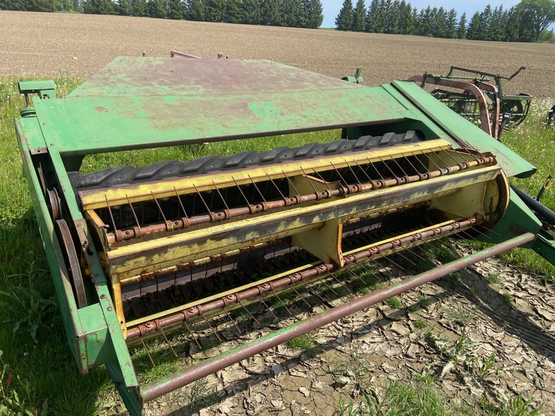 Hay/Forage/Livestock  John Deere 1209 Haybine Photo