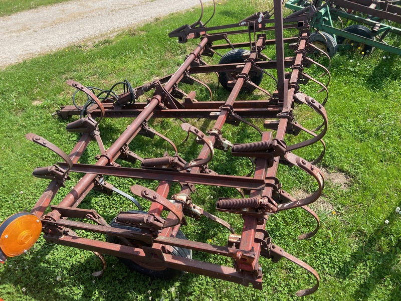 Tillage - Cultivators  International Harvester 45 Cultivator - 18FT Photo