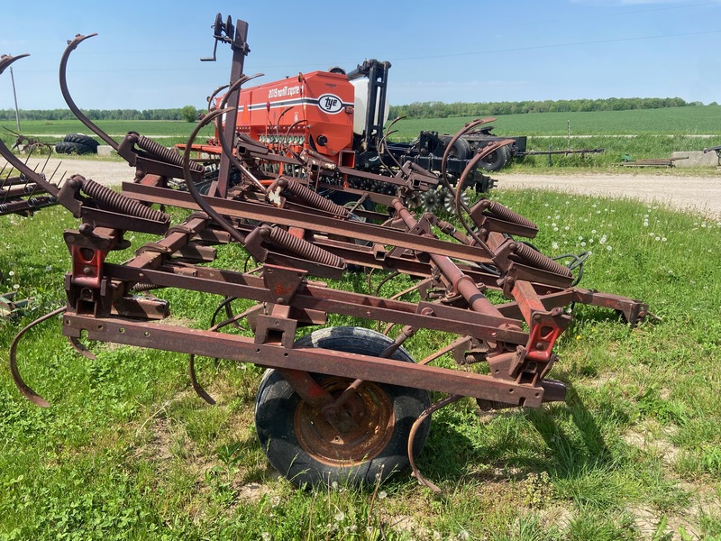 Tillage - Cultivators  International Harvester 45 Cultivator - 18FT Photo
