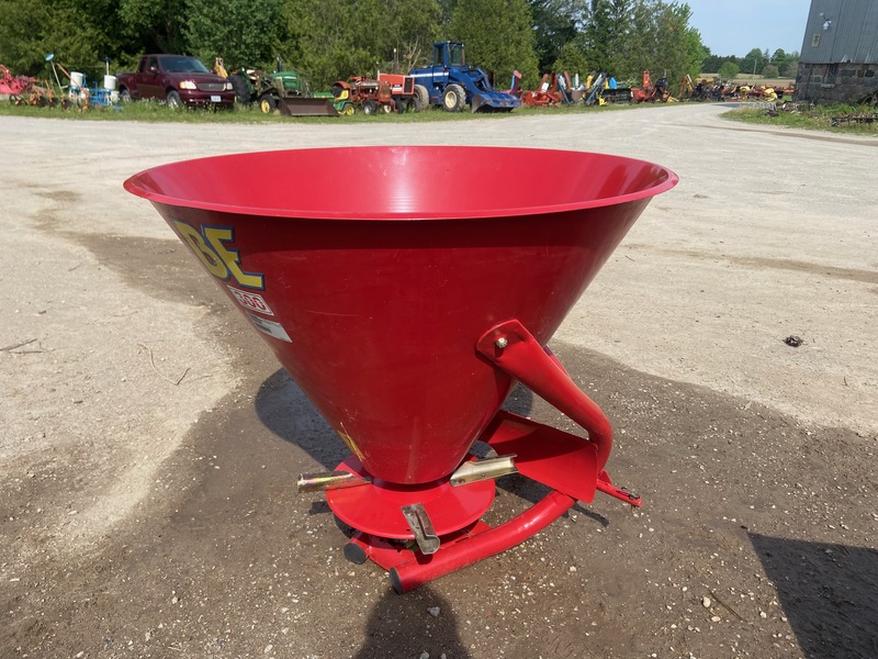 Chemical/Fertilizer Application  Fertilizer Spreader - BE 300 Photo