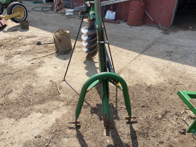 Augers/Conveyers  John Deere Post Hole Digger - 14" Photo