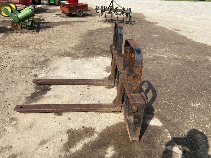 Attachments  Frey Pallet Forks Photo