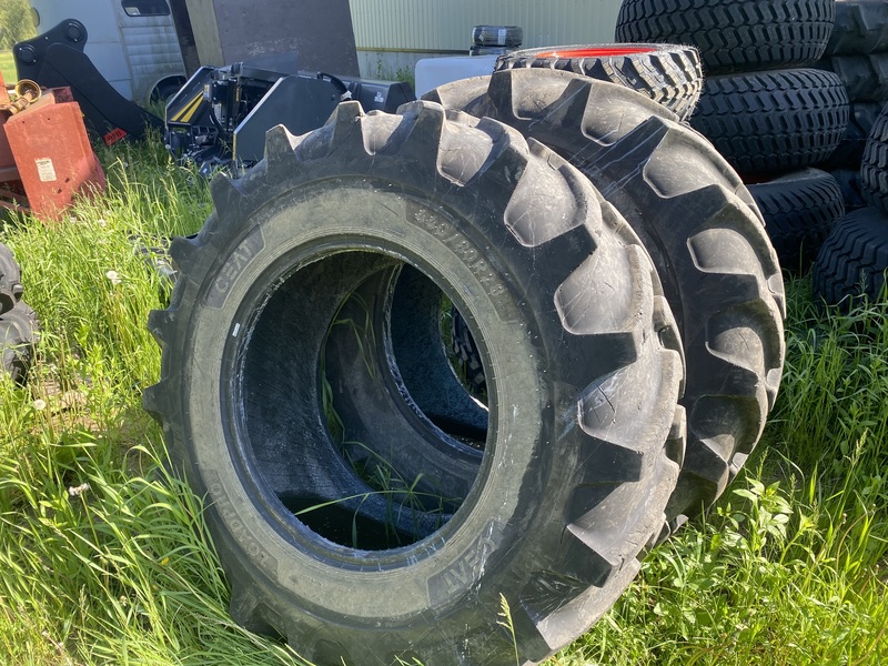 16.9 R28 Backhoe /Tractor Tires for sale 