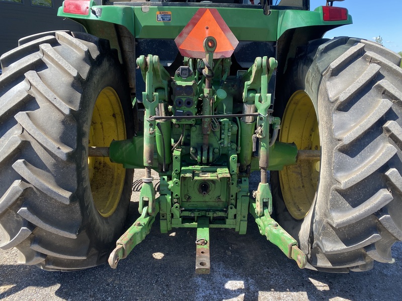 John Deere 7400 Tractor for sale 