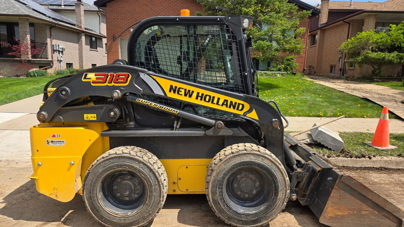 New Holland L318 Skid Steer Loader - 510hrs ! 