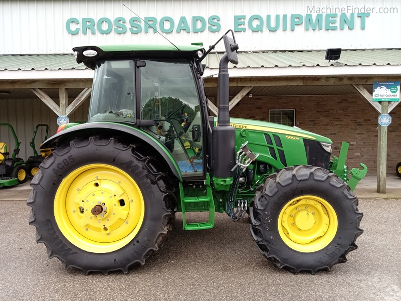 Tractors  2023 John Deere 5130M Photo