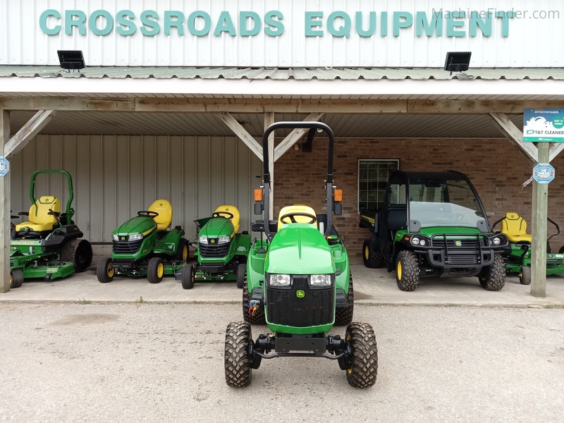 Tractors  John Deere 1023E Photo