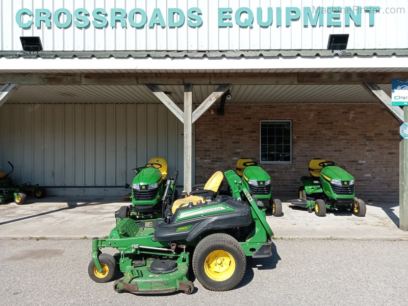 Tractors  2015 John Deere Z950R Photo