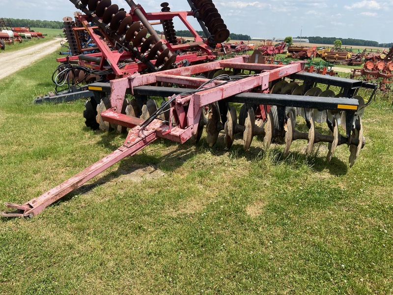 Case IH 770 Offset Disc - 13FT