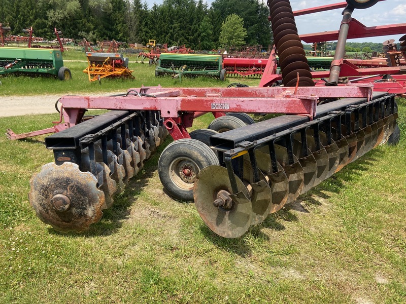 Tillage - Discs  Case IH 770 Offset Disc - 13FT Photo