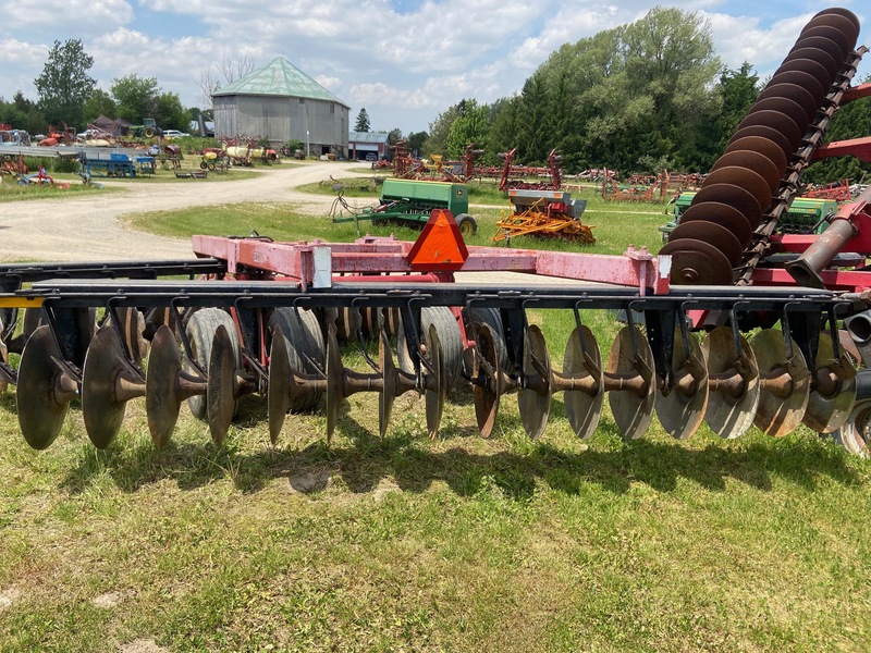 Tillage - Discs  Case IH 770 Offset Disc - 13FT Photo