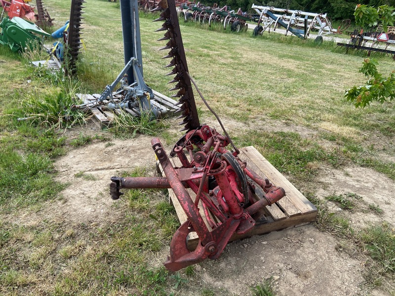 Miscellaneous  Massey Ferguson Sickle Mower - Pitman Drive - 3PT Photo