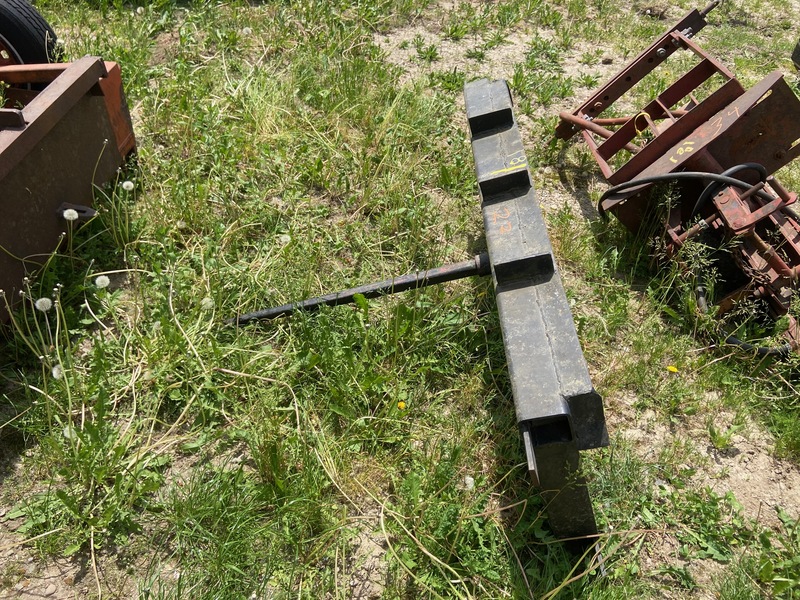 Attachments  Frey 1 Prong Bale Spear Photo