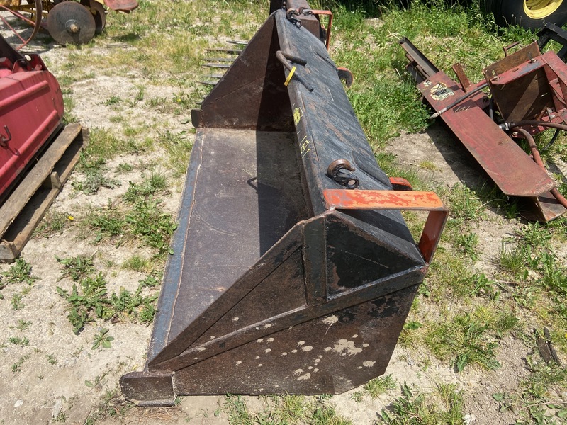 Attachments  Euro Bucket - 6FT Photo