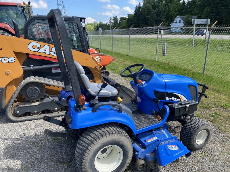 New Holland TZ18da Compact Tractor/Mower 