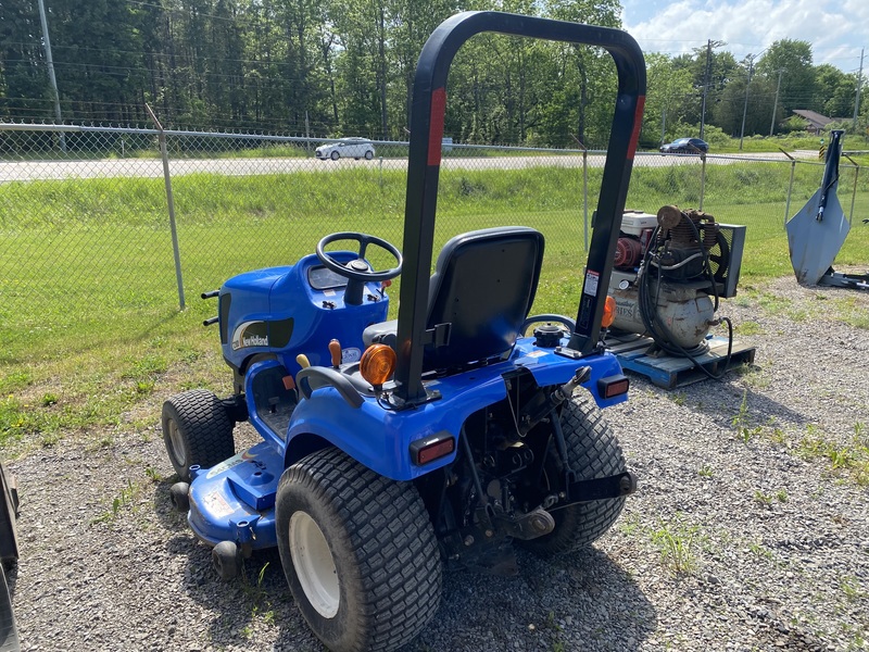 New Holland TZ18da Compact Tractor/Mower 