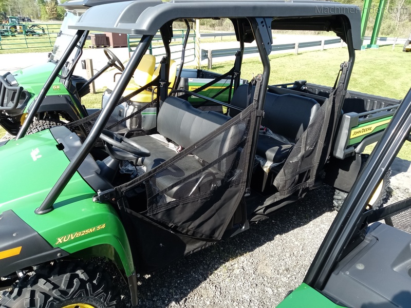 Tractors  2024 John Deere XUV 825M Photo
