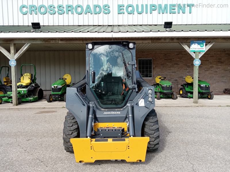 Tractors  2025 John Deere 320G Photo