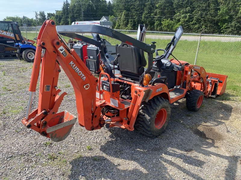 Kubota BX25D Compact Tractor Loader Backhoe