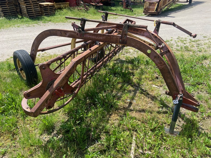Hay/Forage/Livestock  New Holland 55 Hay Rake Photo