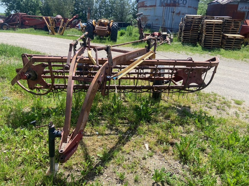 Hay/Forage/Livestock  New Holland 55 Hay Rake Photo