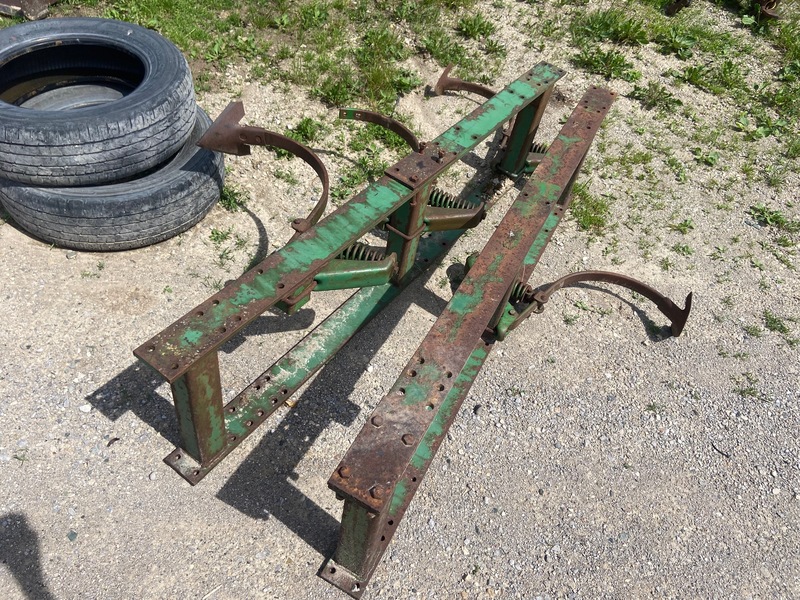 Tillage - Cultivators  John Deere 960 Cultivator W/ Tine Harrows Photo