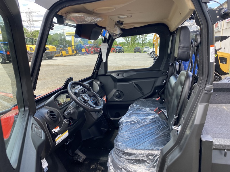 Kioti K9 UTV with full HVAC 