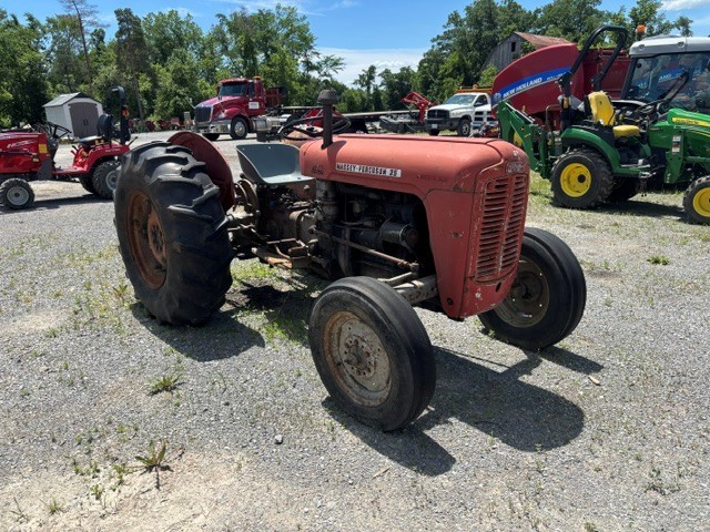 Massey Ferguson 35 Tractor