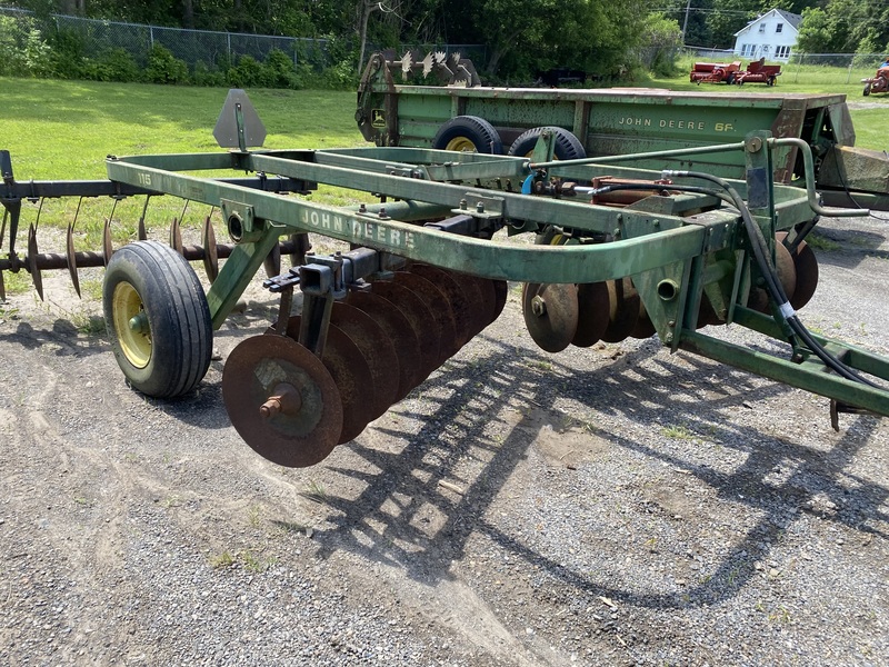 John Deere 115 Disc for sale 