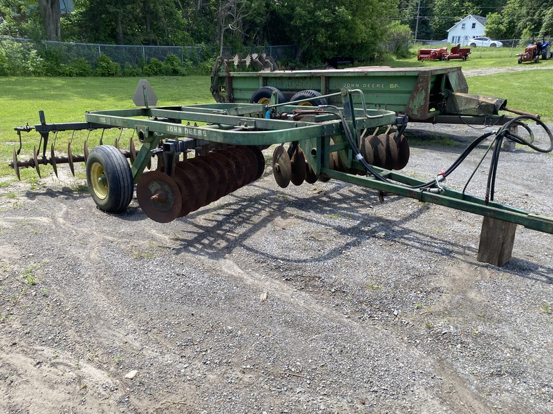 John Deere 115 Disc for sale 