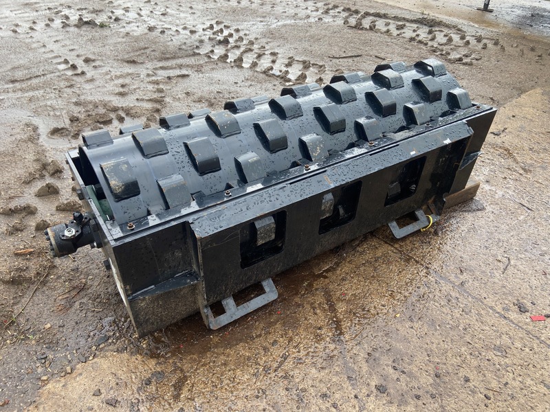 Attachments  Skid Steer Vibrating Pad Roller - 5FT Photo