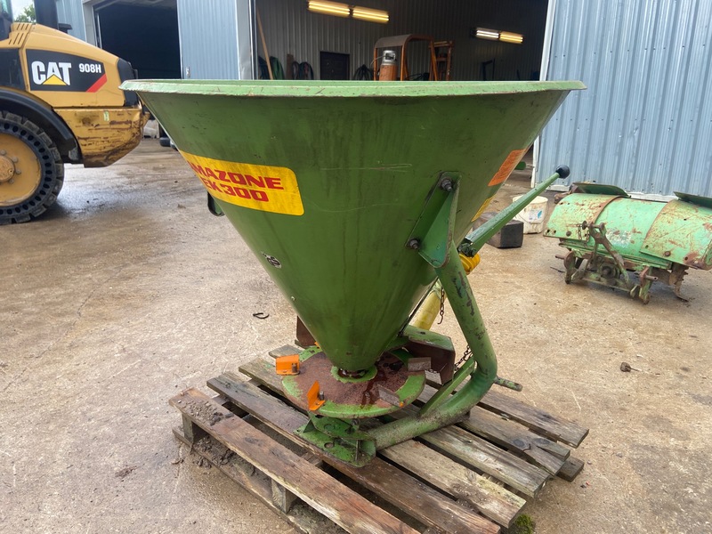 Chemical/Fertilizer Application  Amazone EK300 Fertilizer Spreader - 3PT Photo