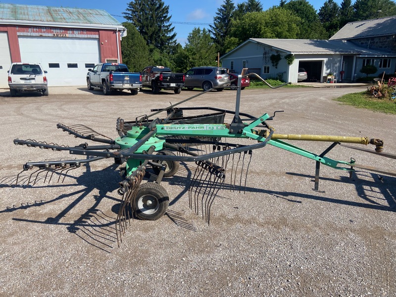 Hay/Forage/Livestock  Deutz-Fahr KS 3.33 Rotary Rake Photo