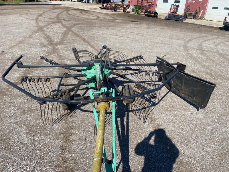 Hay/Forage/Livestock  Deutz-Fahr KS 3.33 Rotary Rake Photo