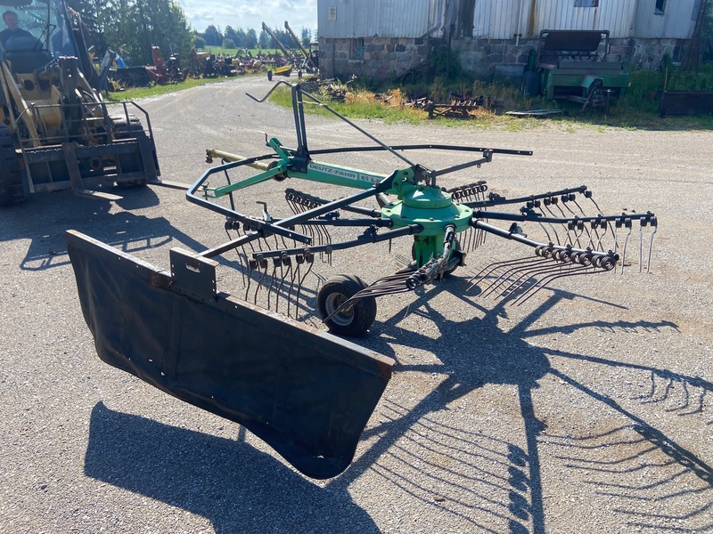 Hay/Forage/Livestock  Deutz-Fahr KS 3.33 Rotary Rake Photo