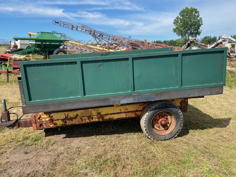 Trailers  Hydraulic Dump Trailer - 6' x 10' Photo