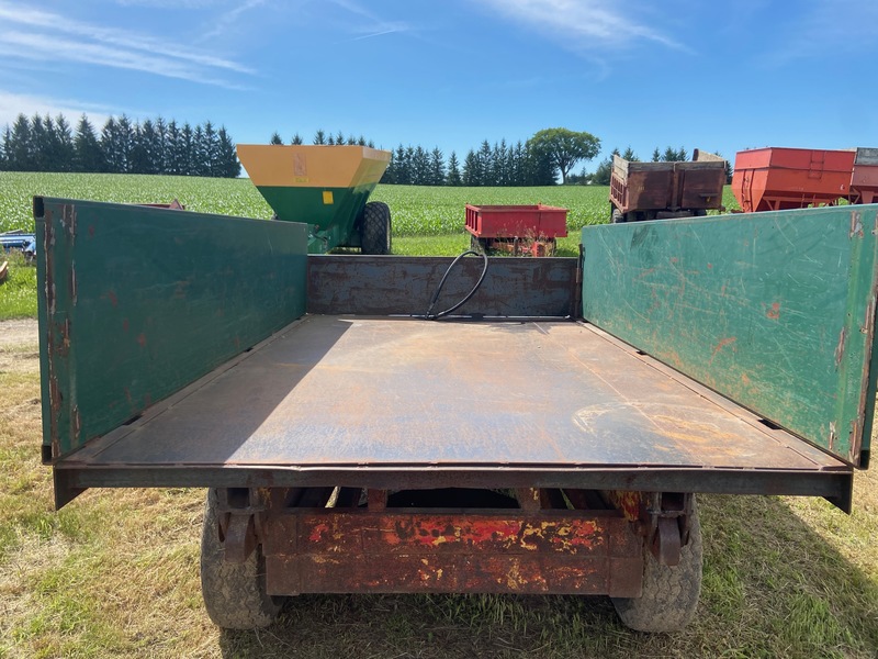 Trailers  Hydraulic Dump Trailer - 6' x 10' Photo
