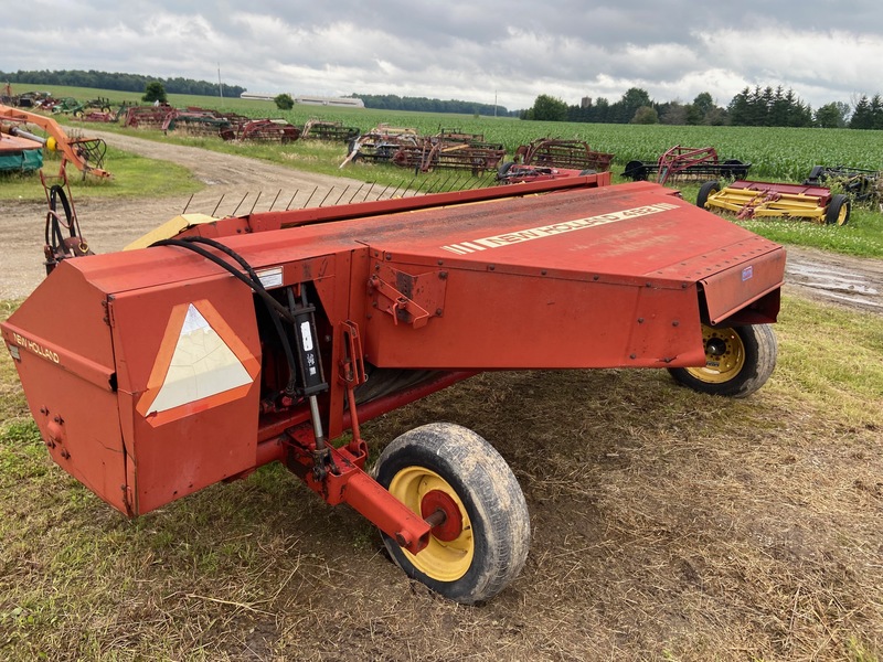 Hay/Forage/Livestock  New Holland 492 Haybine Photo